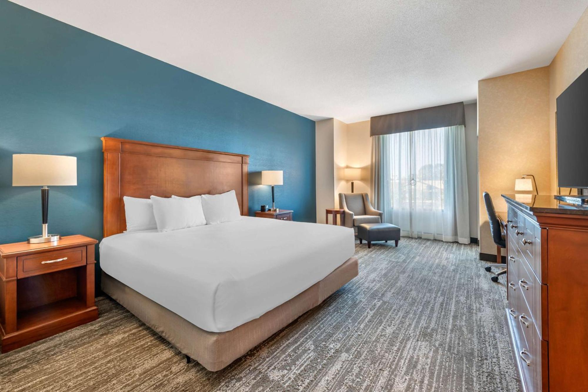 Drury Plaza Hotel Valdosta Kültér fotó