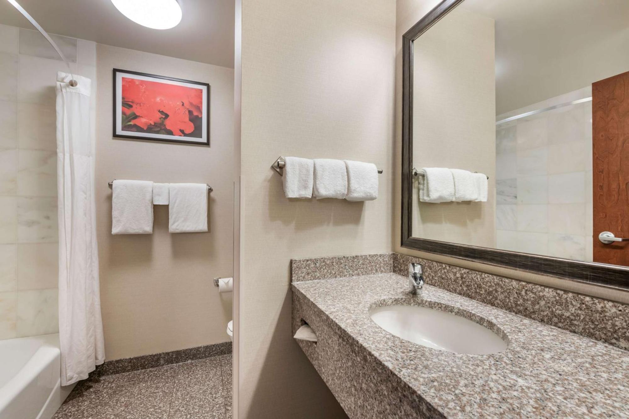 Drury Plaza Hotel Valdosta Kültér fotó
