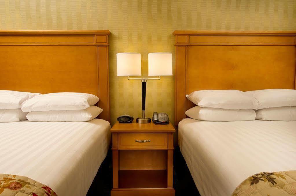 Drury Plaza Hotel Valdosta Kültér fotó